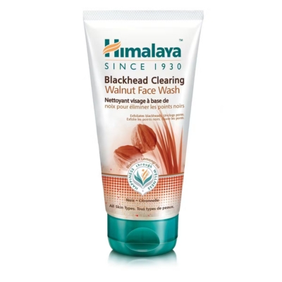 Himalaya Blackhead Clearing Walnut Daily Facewash 150 mL